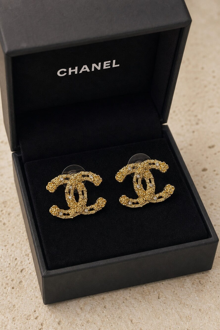 CHANEL Classic Parisian Earrings Style 27 | New with Box - Picture 3 of 9